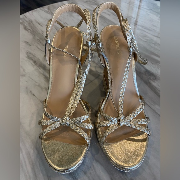 Women’s Metallic Woven Tie Cork Wedge Heel Sandals Gold Natural - Picture 3 of 6